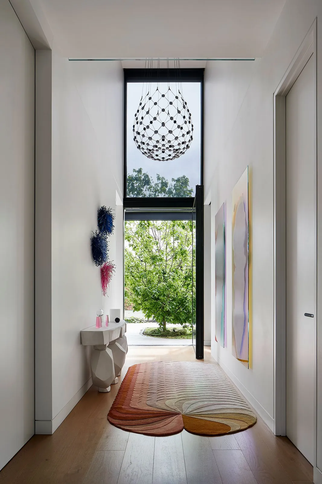 Melbourne'da Bir Ev: Geçmişin Işığında Modern Bir Yaşam Kurgusu