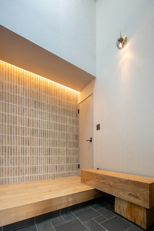 Miyakojima Riverside: Uluslararası Konukları Çeken Tasarım Dönüşümü