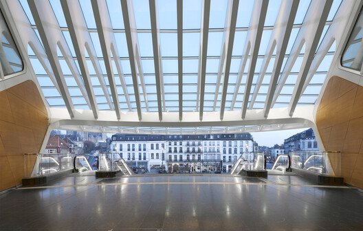 Mons Garı: Santiago Calatrava İmzasında Anıtsal Bir Köprü