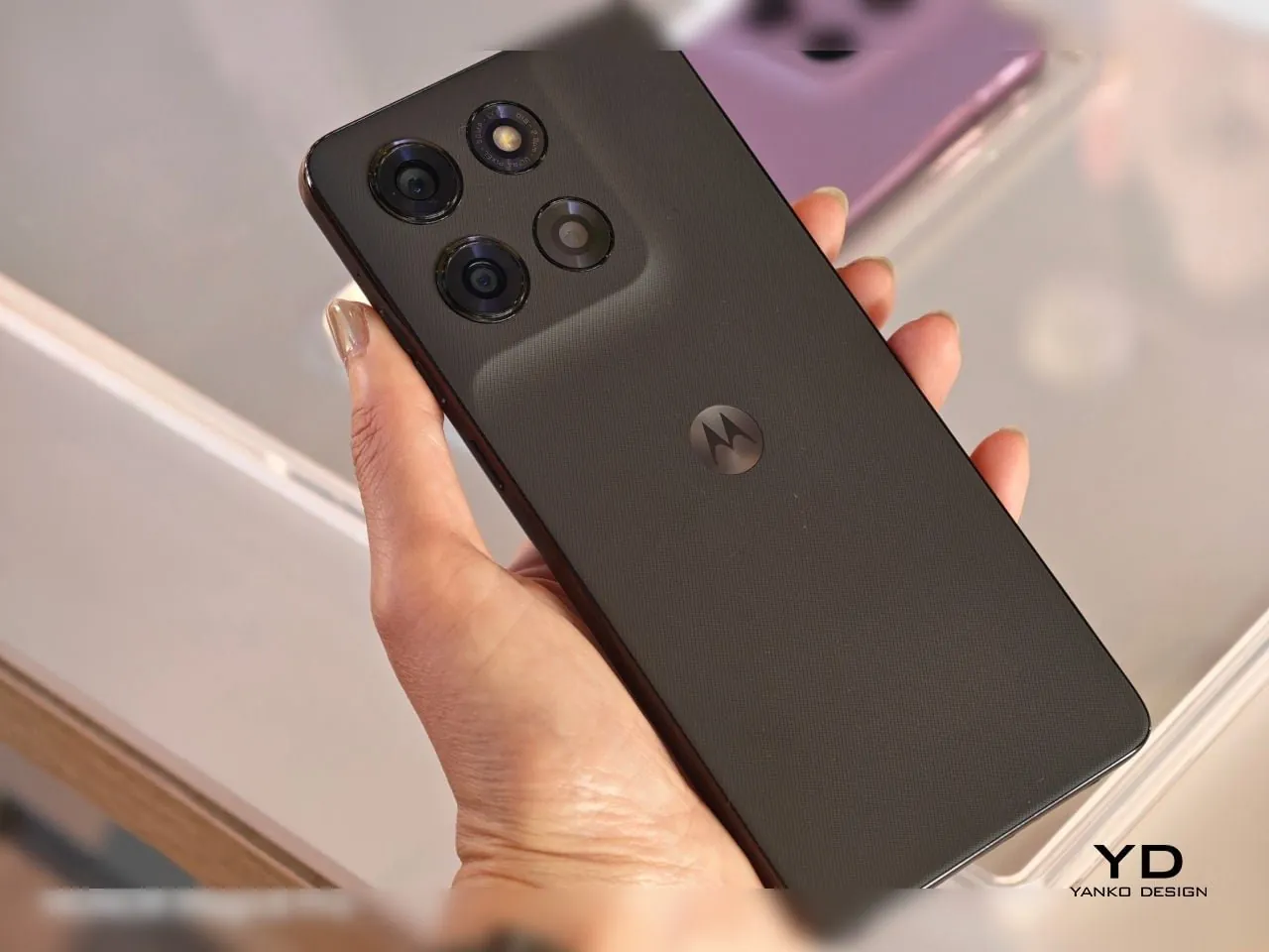 Motorola razr fold: #1 Kameralı İlk Kitap Tipi Katlanabilir Telefon