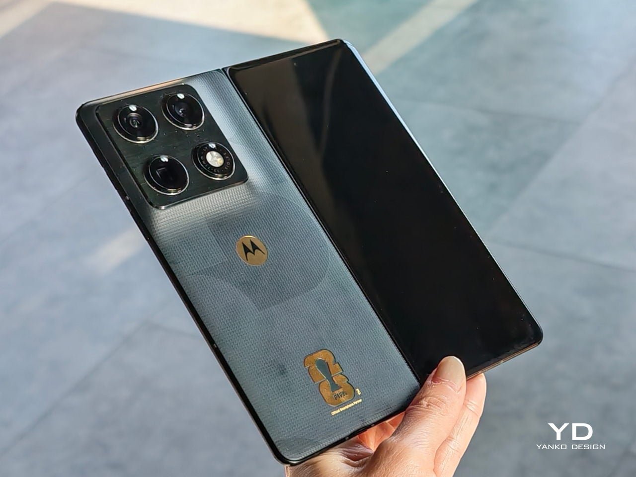 Motorola’dan FIFA 2026 İçin 24 Ayar Altın Kaplama Telefonlar