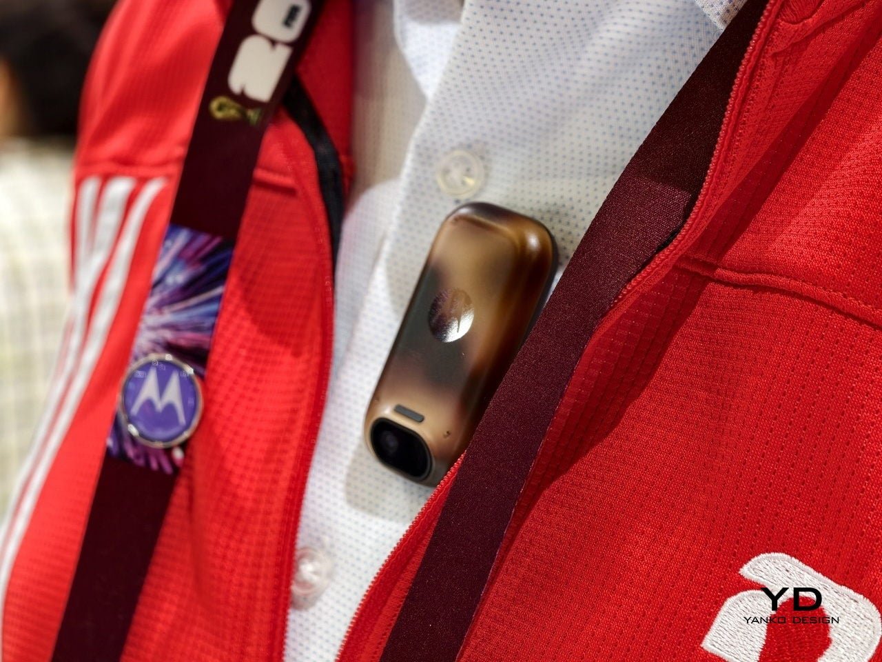 Motorola'nın AI Kolyesi: İş Hayatında Kesintisiz Akış İçin Yeni Bir Çağ