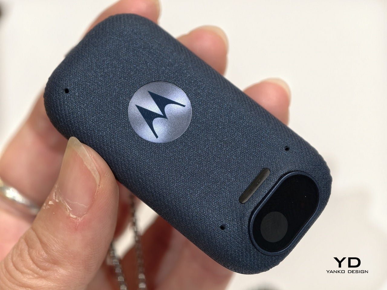 Motorola'nın AI Kolyesi: İş Hayatında Kesintisiz Akış İçin Yeni Bir Çağ