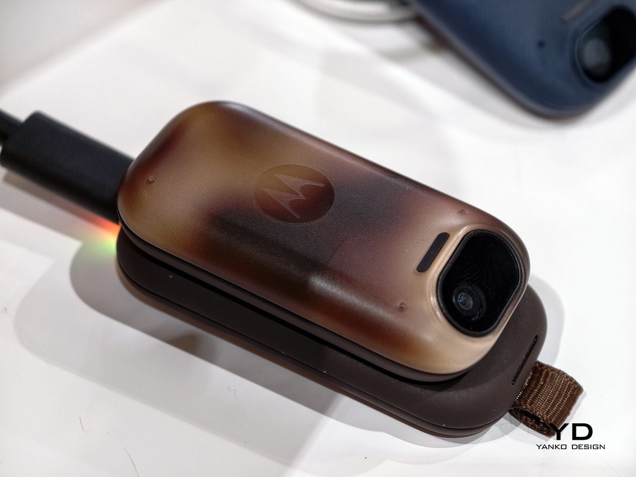 Motorola'nın AI Kolyesi: İş Hayatında Kesintisiz Akış İçin Yeni Bir Çağ