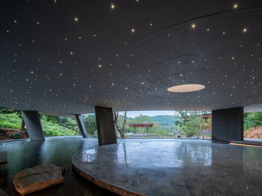 Nanshan Junning: Suyun Kalbine İşlenmiş Bir Mimarlık Hikayesi