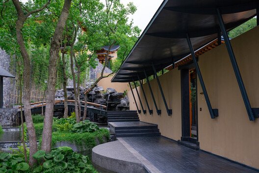 Nanshan Junning: Suyun Kalbine İşlenmiş Bir Mimarlık Hikayesi