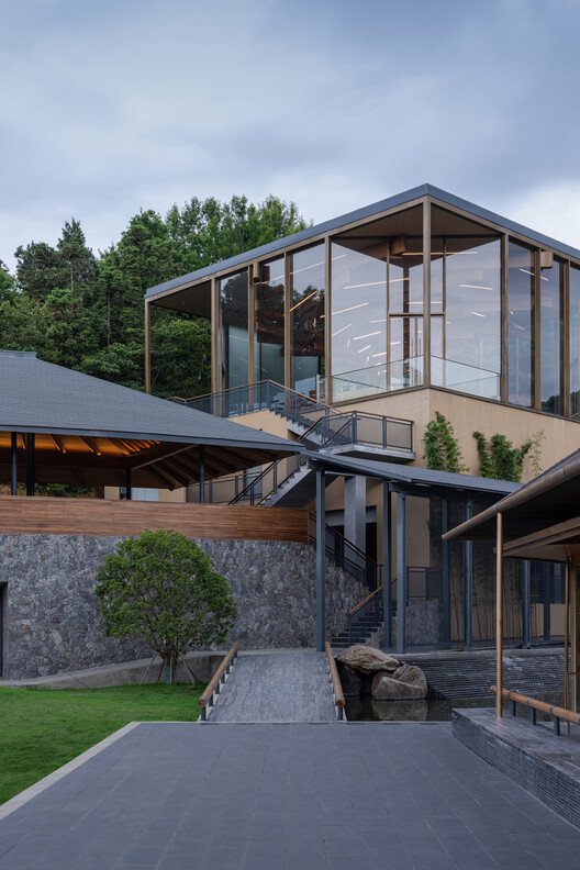 Nanshan Junning: Suyun Kalbine İşlenmiş Bir Mimarlık Hikayesi