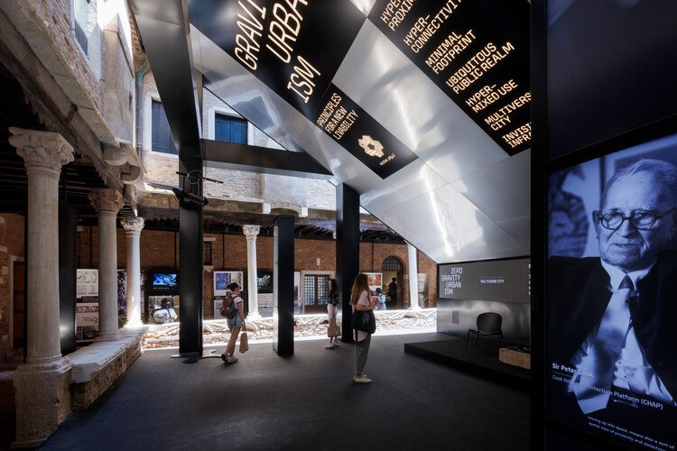 NEOM'un The Line'ı: Fütüristik Hayalin Çetin Gerçekliği