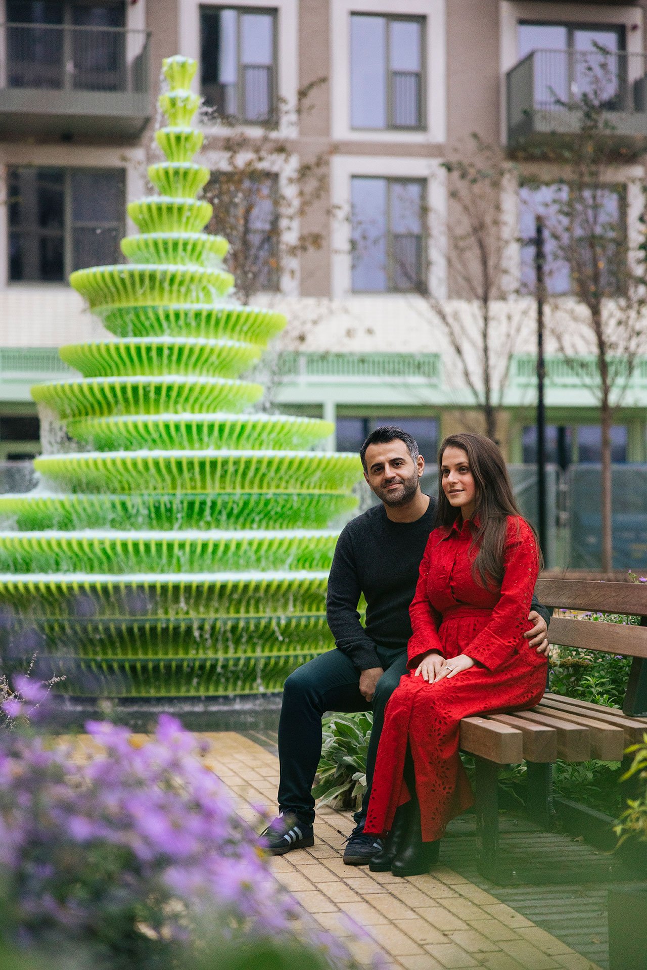 Neon'dan "The Fountain": Londra'da Toplulukları Birleştiren Yeşil Bir Vaha