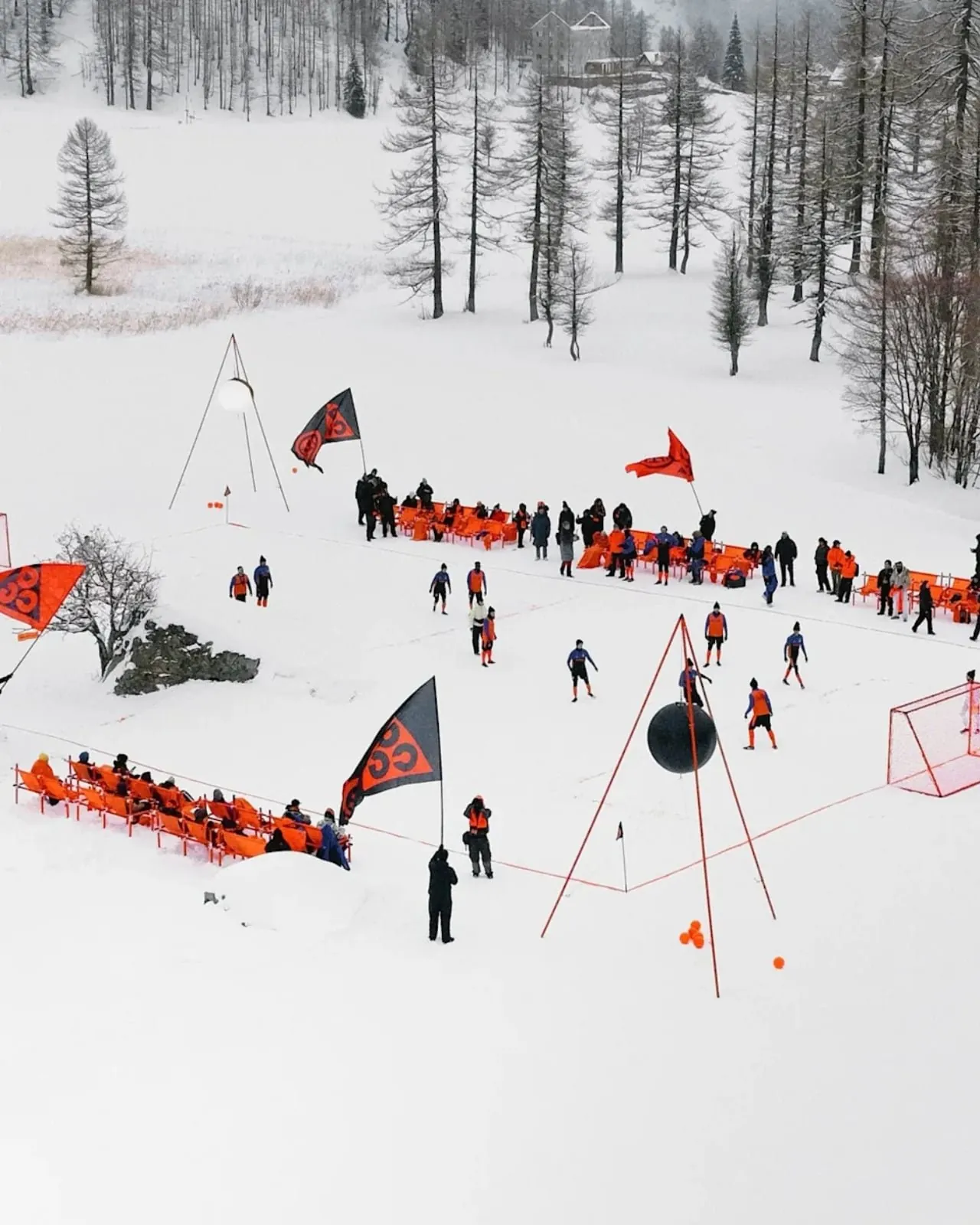 Nike'tan Çığır Açan Çözüm: Her Yere Kurulabilen Modüler Stadyum
