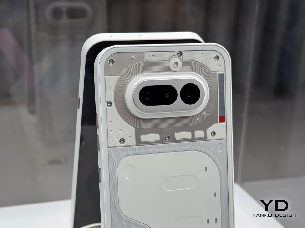 Nothing Phone (4a) MWC 2026: Hangi Rengi Almamalısınız? Tasarım Analizi