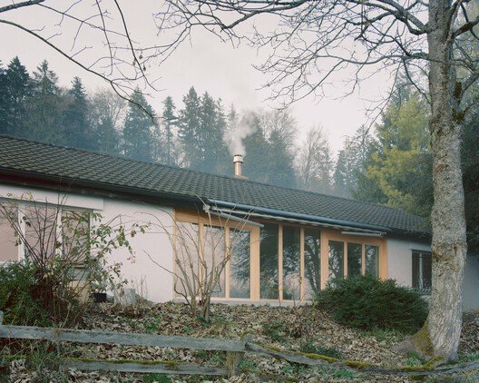 Noue Studio’dan Zamansız Bir Dönüşüm: Aile Villası Yeniden Doğuyor