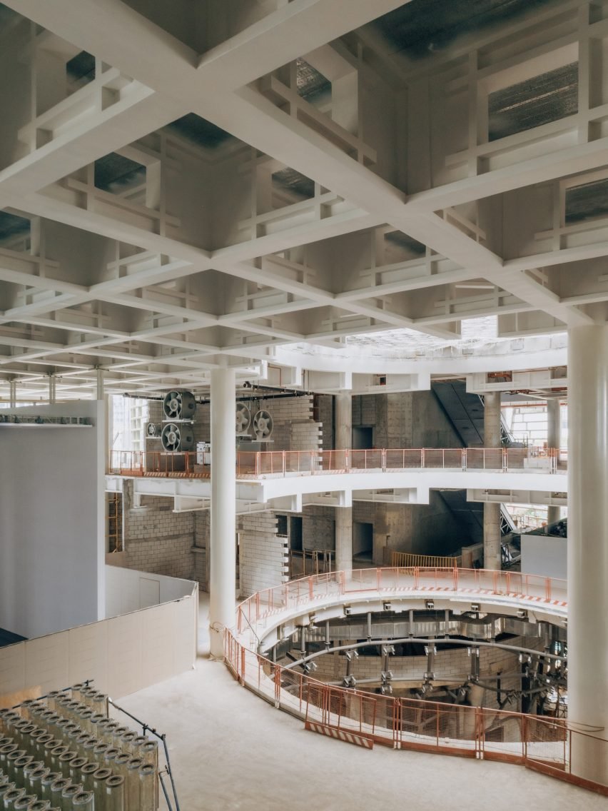 Shenzhen'in Yeni Kültür İkonu: Ole Scheeren'den Fütüristik Róng Müzesi