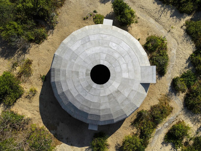 OMA'dan Meksika'da Sanat ve Doğa İç İçe: Mantar Pavilyonu