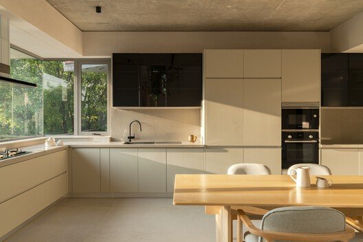 Organik Kent Dokusu ve Merdivenin Evrimi: Basamaklı Kuyu Ev