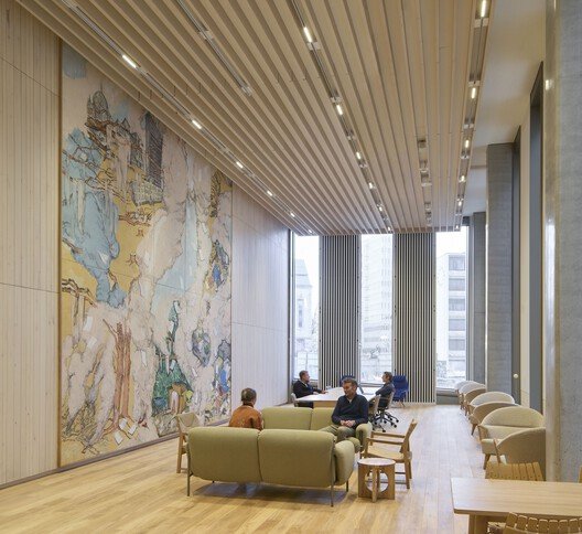 Oslo'da Demokrasi ve Yeniden Doğuş: Hükümet Binası'nın Dönüşümü