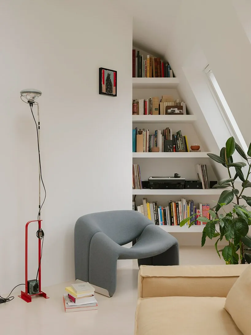 Paris'in Çatıları Uyanıyor: Küçük Odalardan 55m² Modern Destan