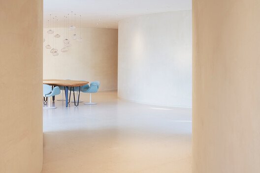 Patrick Arotcharen'in Bouscat Villası: Doğayla İç İçe Çağdaş Tasarım