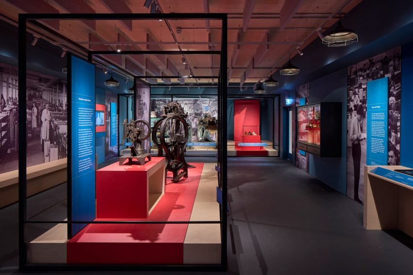 Purcell'dan Somerset'e Zikzaklı Tuğla Cepheli Ayakkabı Müzesi