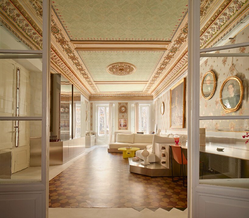 Raúl Sánchez: 19. Yüzyıl Korsan Evinde Zamansız Çelik Dokunuş