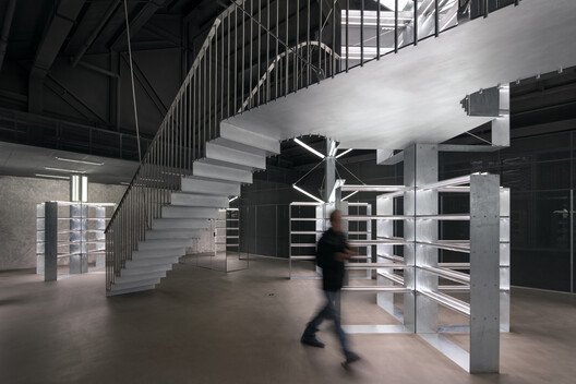 Şangay&rsquo;ın Kalbinde Çok Fonksiyonlu Bir Dönüşüm: dongqi Design