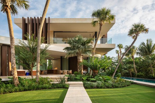 SAOTA’dan Villa Lyla: Tropikal Cennette Oran ve Form Dengesi