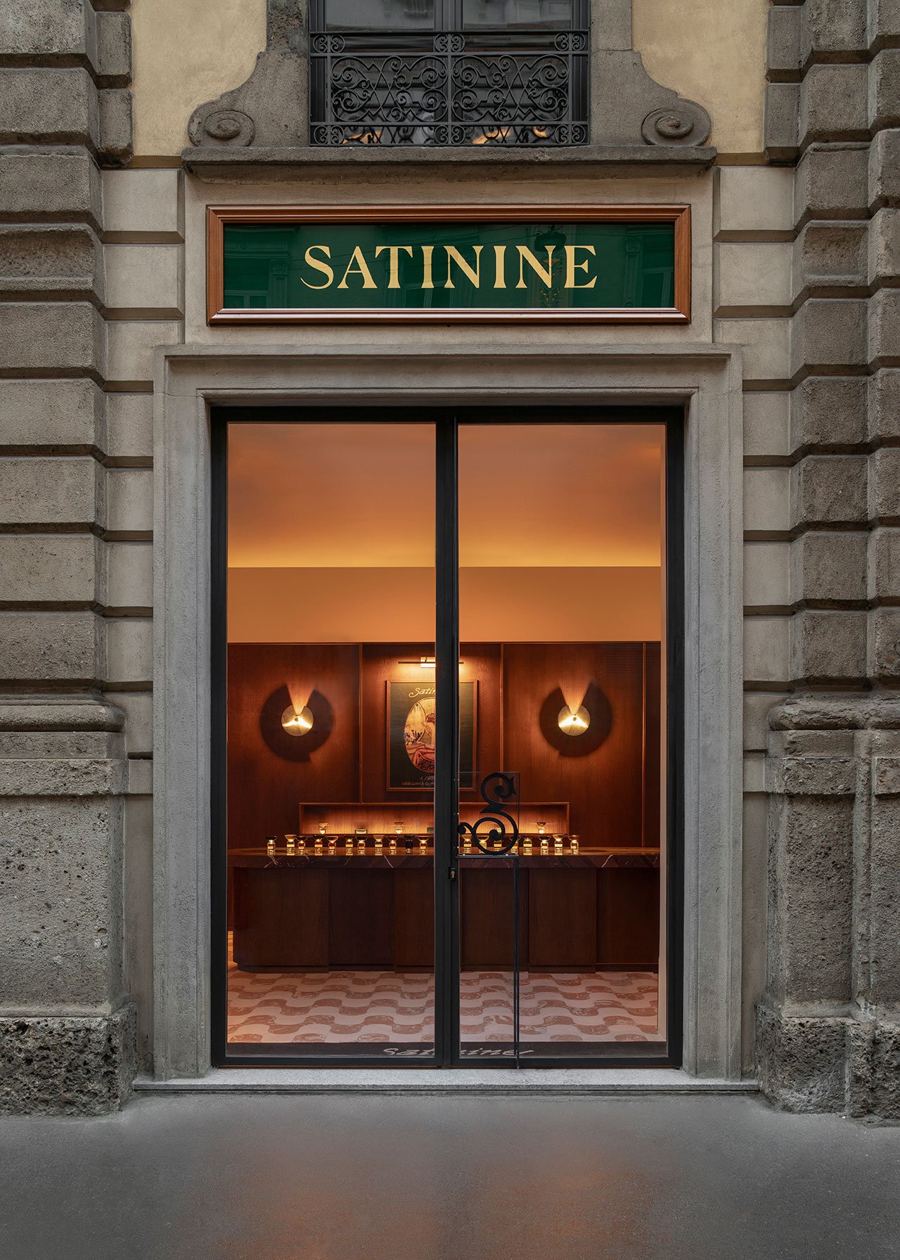 Satinine: Milan'ın Kalbinde Duyularla Dokunmuş Bir Miras