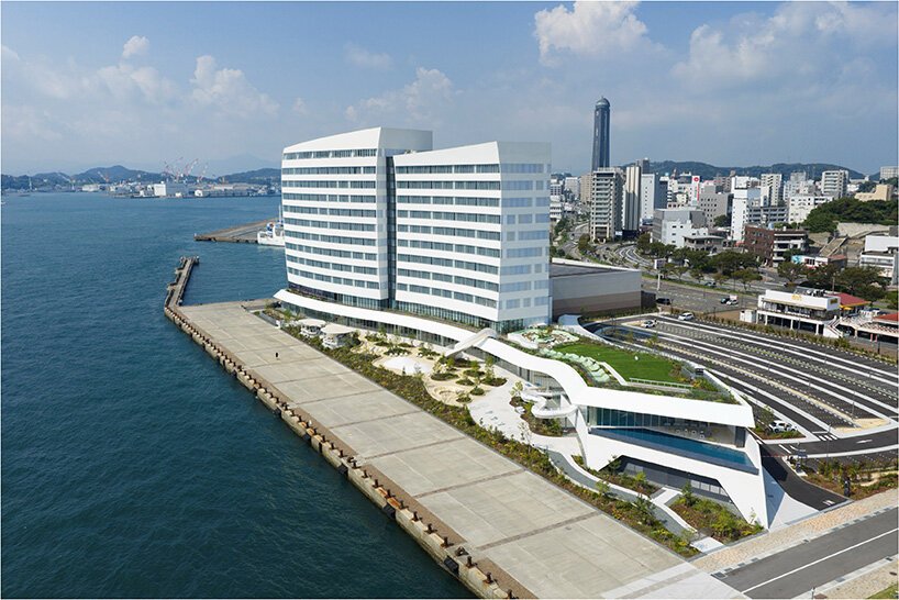 Shimonoseki'de Denizle Bütünleşik: Kanmon Boğazı'nın Kavisli Ruhu