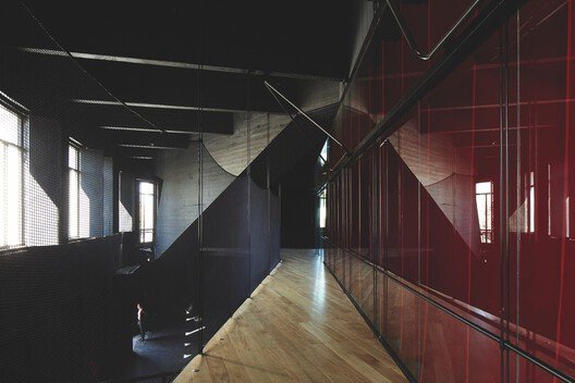 Smiljan Radić Clarke: Pritzker 2026'nın Duyusal Mimarlık Dili