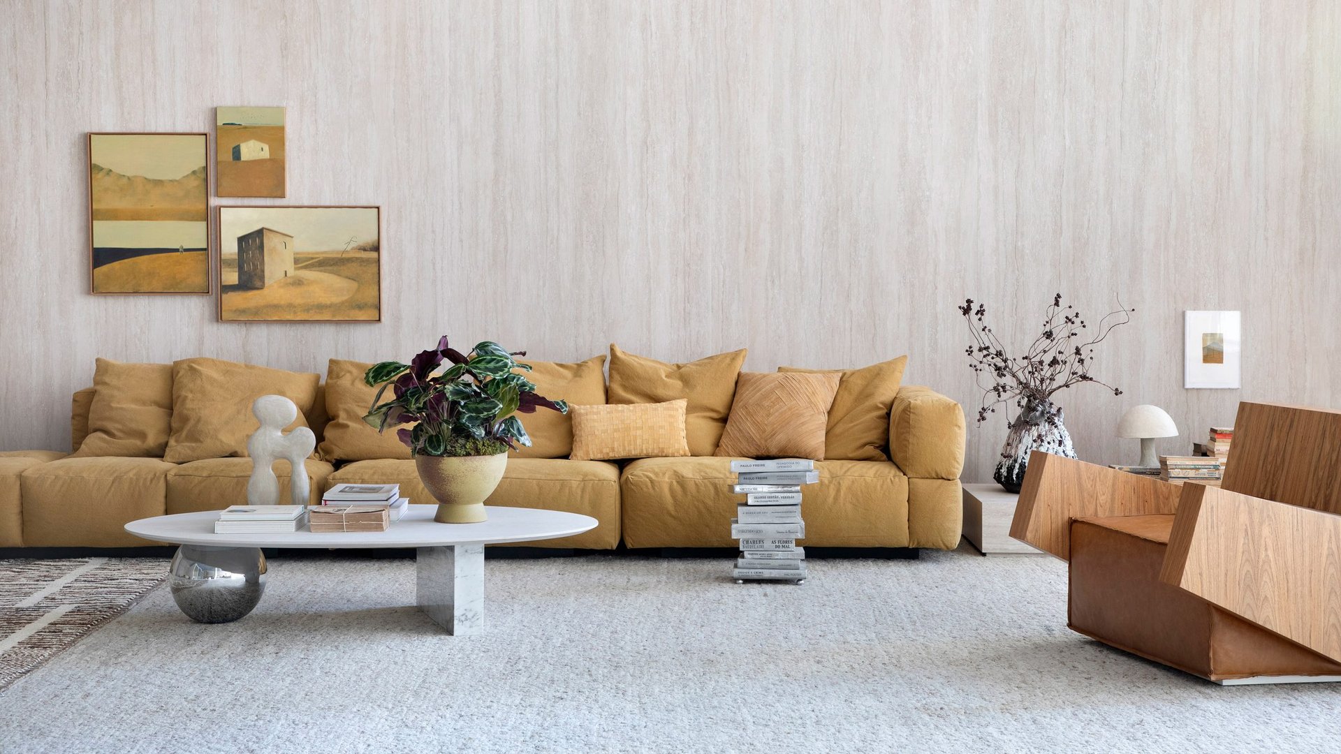 Pembenin Şiiri: Tarihi Binada Yenilikçi Mağaza-Kafe Deneyimi