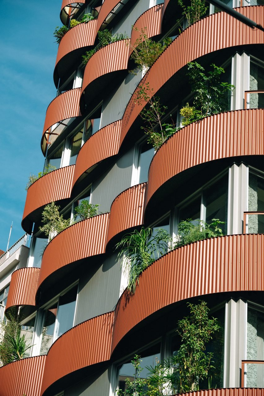 SOIL Nihonbashi: Tokyo’da Komşuluk Bağı Kuran Yeşil Cephe Tasarımı