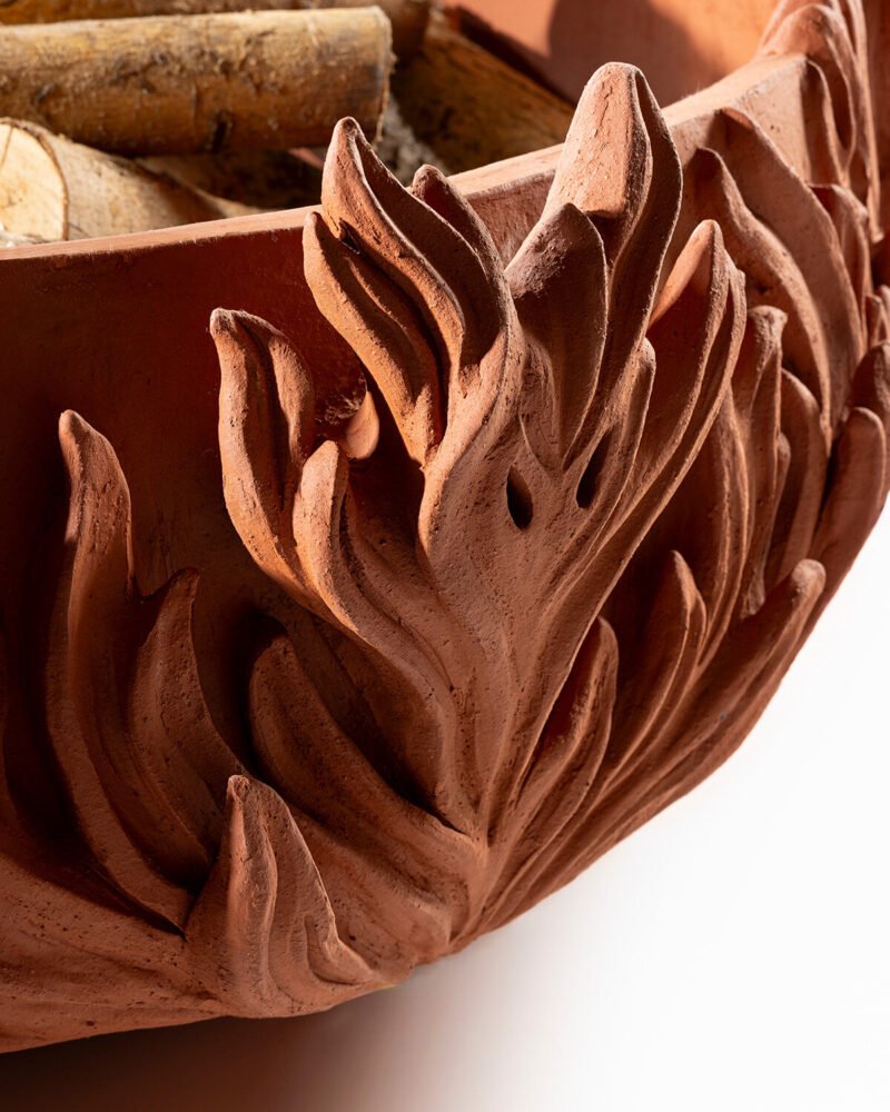 Studio LOHO & Sharon Van Overmeiren: El Yapımı Anıtsal Seramik Küvetler