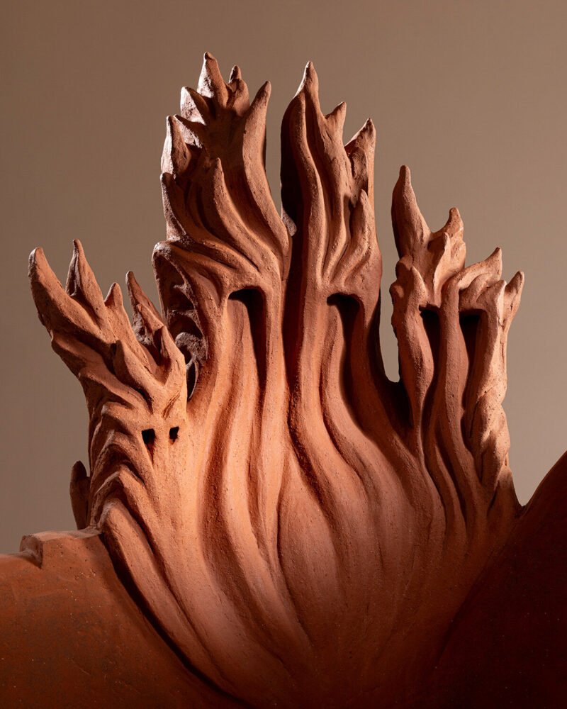 Studio LOHO & Sharon Van Overmeiren: El Yapımı Anıtsal Seramik Küvetler