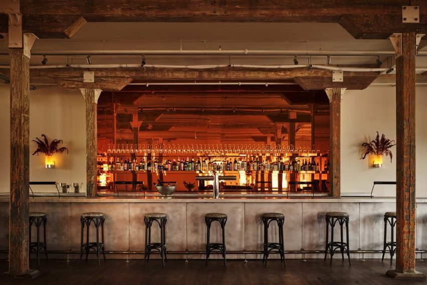 Tarihi Fabrikadan Sanat Oteline: Pocketbook Hudson'da Endüstriyel Zarafet