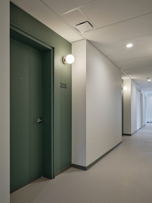 Place Tenaquip: Lachine'de Meyhaneden Onurlu Konutlara Dönüşüm