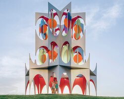 Thomas Medicus’un Algıyı Yeniden Tanımlayan Anamorfik Enstalasyonu