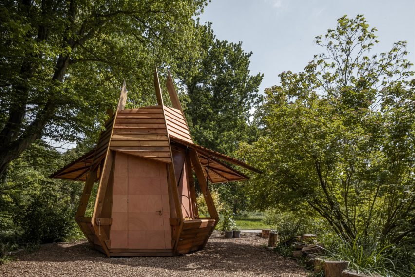 Tohum Kapsülü İlhamı: Walden Studio’dan Bolster Orman Pavyonu