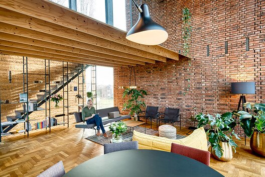 Unutulan Miras Yeniden Yükseliyor: Toprak Yapılar ve Sürdürülebilir Gelecek