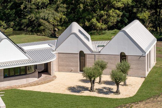 Unutulan Miras Yeniden Yükseliyor: Toprak Yapılar ve Sürdürülebilir Gelecek