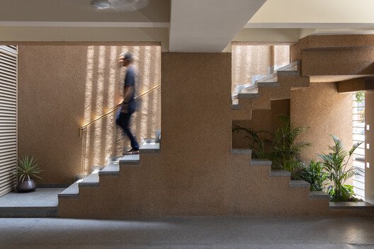 Unutulan Miras Yeniden Yükseliyor: Toprak Yapılar ve Sürdürülebilir Gelecek