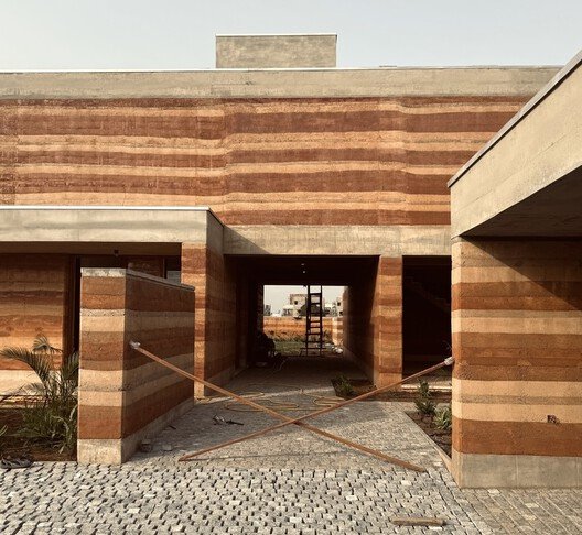 Unutulan Miras Yeniden Yükseliyor: Toprak Yapılar ve Sürdürülebilir Gelecek