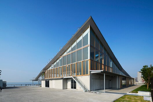 TOTTEI Yeşil Tepe: Kobe Limanı'nın Kalbinde Kentsel Dönüşüm