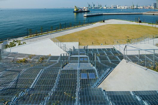 TOTTEI Yeşil Tepe: Kobe Limanı'nın Kalbinde Kentsel Dönüşüm