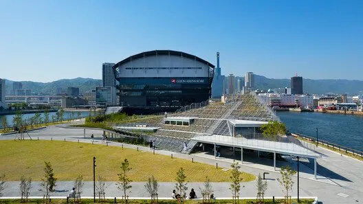 TOTTEI Yeşil Tepe: Kobe Limanı'nın Kalbinde Kentsel Dönüşüm