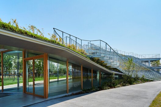 TOTTEI Yeşil Tepe: Kobe Limanı'nın Kalbinde Kentsel Dönüşüm