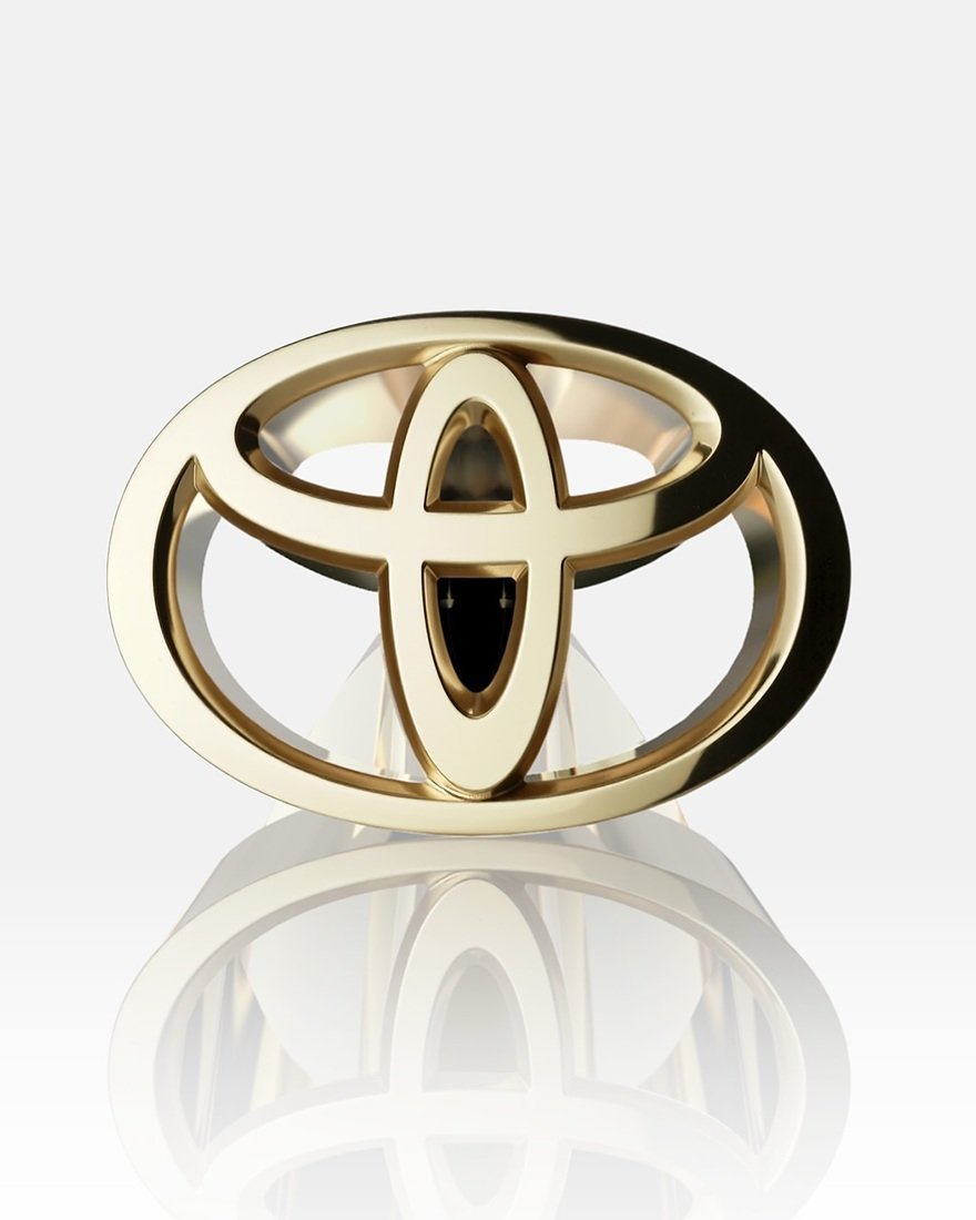 Toyota Ödülü: Yoshioka'dan Gizemli Form, Çevreci Malzeme