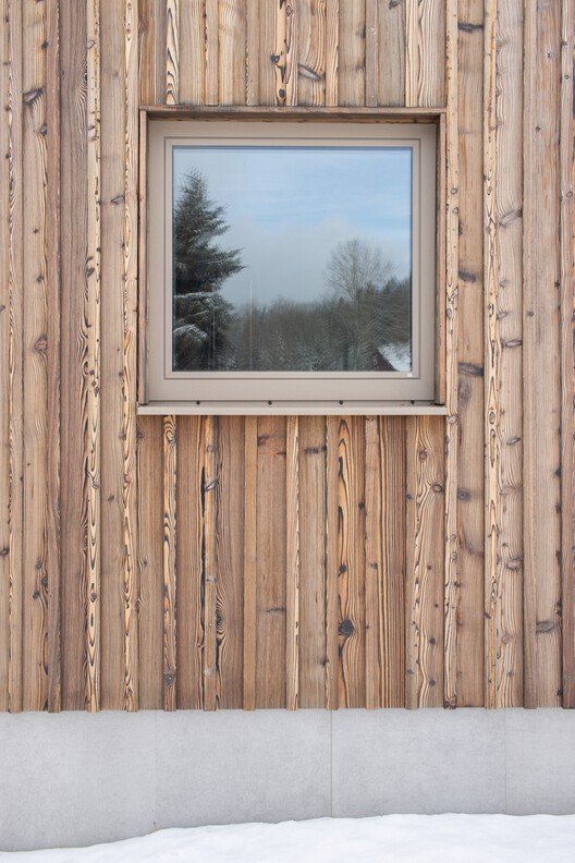 Vadi Üstü Kulübe: Mirasın ve Doğanın Kalbinde Üç Nesil Mimarlık