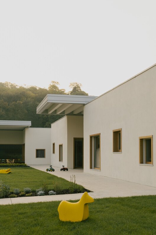 Valbona Merkezi: Geleceğin Çocuk Odaklı Tasarım Manifestosu