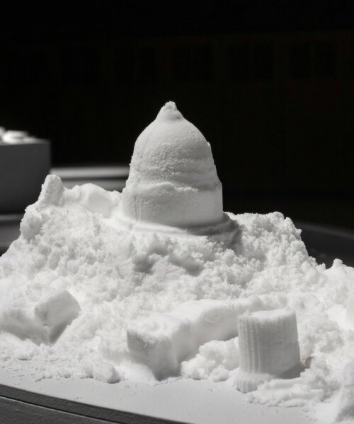 Valerian Blos: Tasarımla Gerçekliği Sorgulatan Spekülatif Deneyler