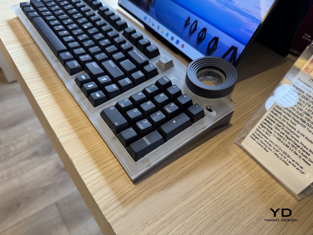 AI Destekli Masaüstü Terminal: Ekran, Düğme, Sesli Akıllı Kontrol